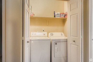 Welcome to your charming mid-unit townhouse in Sandy, perfectly on River Oaks Golf Course in Utah - for sale on GolfHomes.com, golf home, golf lot