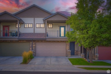 Welcome to your charming mid-unit townhouse in Sandy, perfectly on River Oaks Golf Course in Utah - for sale on GolfHomes.com, golf home, golf lot