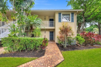 Welcome home to this  spacious 2-bedroom, 2-bath ground-floor on Hunters Run Golf and Country Club in Florida - for sale on GolfHomes.com, golf home, golf lot