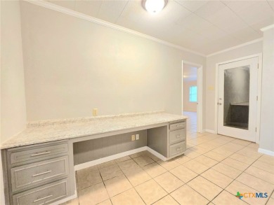 Owner Financing available! NEW ROOF 2021! NEW HVAC System on Sammons Golf Links in Texas - for sale on GolfHomes.com, golf home, golf lot