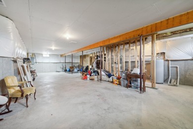 This beautiful home offers a flexible layout and stunning pond on Canewood Golf Course in Kentucky - for sale on GolfHomes.com, golf home, golf lot