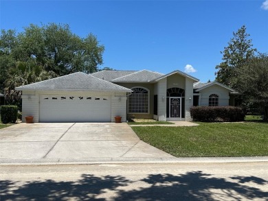 A Substantial Price Reduction!!!!!!Motivated Seller! Non Flood on Glen Lakes Country Club in Florida - for sale on GolfHomes.com, golf home, golf lot