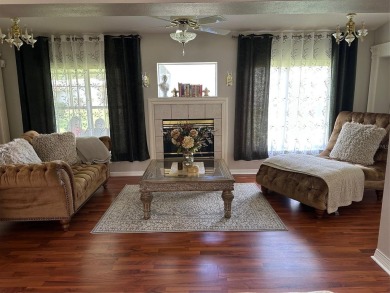 A Substantial Price Reduction!!!!!!Motivated Seller! Non Flood on Glen Lakes Country Club in Florida - for sale on GolfHomes.com, golf home, golf lot