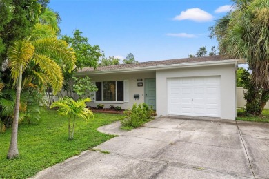 Tropical oasis in Northeast Park Shores! Two bedroom, two bath on The Renaisssance Vinoy Golf Club in Florida - for sale on GolfHomes.com, golf home, golf lot