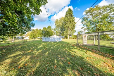 MOTIVATED SELLERS! Step inside this charming 3-bedroom, 2-bath on Meadowbrook Golf Course in Indiana - for sale on GolfHomes.com, golf home, golf lot