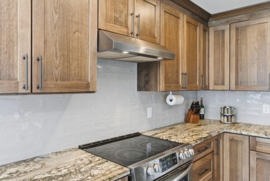 Gated Griffin Gate living just minutes from shopping, dining on Griffin Gate Golf Resort in Kentucky - for sale on GolfHomes.com, golf home, golf lot