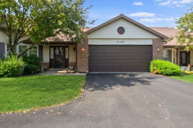 Live the retirement lifestyle you've dreamed of in this on The Links at Carillon in Illinois - for sale on GolfHomes.com, golf home, golf lot