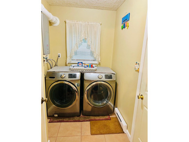 2105 Larkspur Lane - Comfort, Style & Convenience in the Poconos on Pocono Farms Country Club in Pennsylvania - for sale on GolfHomes.com, golf home, golf lot