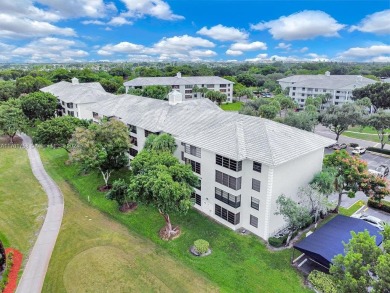 Fabulous, remodeled Penthouse 2 bed-2 bath condo in Whitehall II on Pine Island Ridge Country Club in Florida - for sale on GolfHomes.com, golf home, golf lot