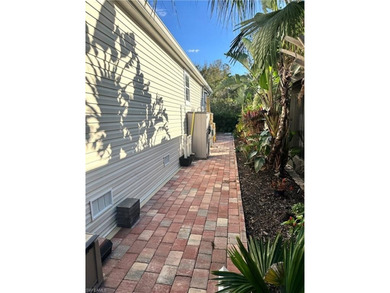 SILVER LAKES R/V and GOLF RESORT: You have arrived at one of on Silver Lakes Resort and Golf Club in Florida - for sale on GolfHomes.com, golf home, golf lot