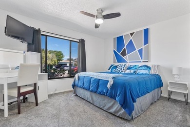 Welcome to this cozy single-family home in Sunrise Golf Village on Sunrise Lakes Phase III in Florida - for sale on GolfHomes.com, golf home, golf lot