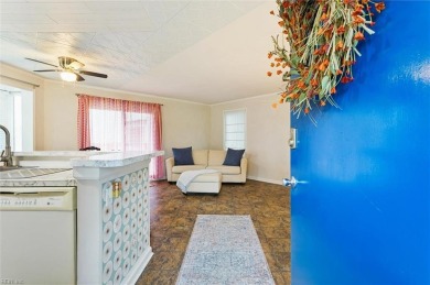 Beautiful, spacious 2 bedroom, 2 bath, 1st floor condo in on Kempsville Greens Municipal Golf Course in Virginia - for sale on GolfHomes.com, golf home, golf lot
