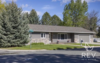 Beautiful five bedroom (could be seven), three bath home on a 15 on Olive Glenn Golf and Country Club in Wyoming - for sale on GolfHomes.com, golf home, golf lot