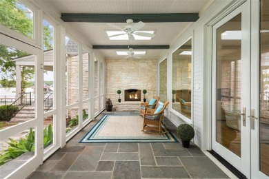 Fully renovated in 2025, 127 Hilton Head Island Drive is a rare on Pinnacle Golf and Boat Club in Texas - for sale on GolfHomes.com, golf home, golf lot