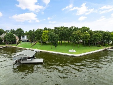 Fully renovated in 2025, 127 Hilton Head Island Drive is a rare on Pinnacle Golf and Boat Club in Texas - for sale on GolfHomes.com, golf home, golf lot