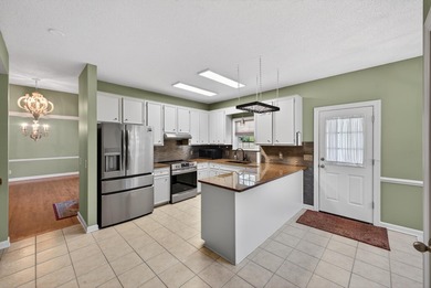 Welcome to this charming golf course home in the gated Woodside on Woodside Plantation Country Club in South Carolina - for sale on GolfHomes.com, golf home, golf lot