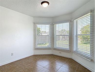 Under contract-accepting backup offers. One or more photo(s) has on Wedgefield Golf Club in Florida - for sale on GolfHomes.com, golf home, golf lot
