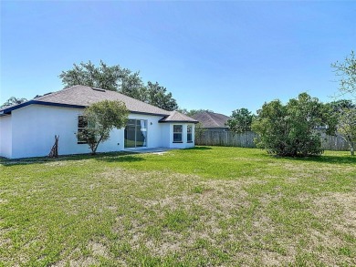 Under contract-accepting backup offers. One or more photo(s) has on Wedgefield Golf Club in Florida - for sale on GolfHomes.com, golf home, golf lot