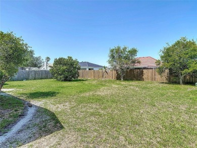 Under contract-accepting backup offers. One or more photo(s) has on Wedgefield Golf Club in Florida - for sale on GolfHomes.com, golf home, golf lot