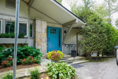 Don't miss this rare JIM FOX design at Wildcat Cliffs Country on Wildcat Cliffs Country Club in North Carolina - for sale on GolfHomes.com, golf home, golf lot