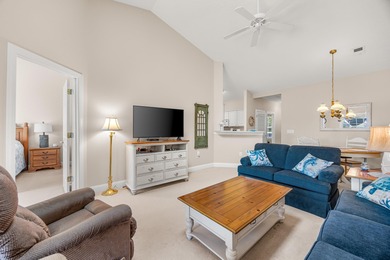 Move in Ready!  This 3 bedroom, 2 Bath unit has been on Arrowhead Country Club in South Carolina - for sale on GolfHomes.com, golf home, golf lot