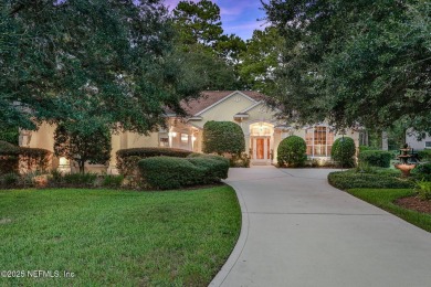 Beautiful POOL home in Orange Park Country Club! This spacious 3 on Country Club of Orange Park in Florida - for sale on GolfHomes.com, golf home, golf lot