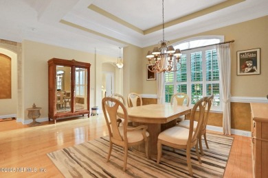 Beautiful POOL home in Orange Park Country Club! This spacious 3 on Country Club of Orange Park in Florida - for sale on GolfHomes.com, golf home, golf lot