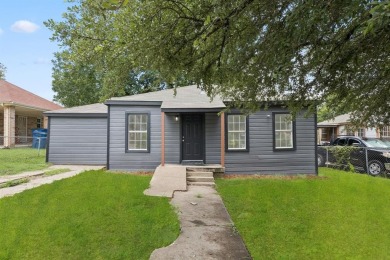 Welcome to this Dallas Gem! Conveniently located near I35 & less on Cedar Crest Golf Course in Texas - for sale on GolfHomes.com, golf home, golf lot