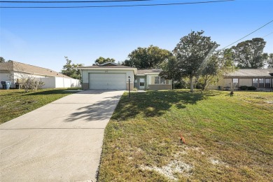 One or more photo(s) has been virtually staged. Sprawling, 3-bed on Oak Hills Country Club in Florida - for sale on GolfHomes.com, golf home, golf lot