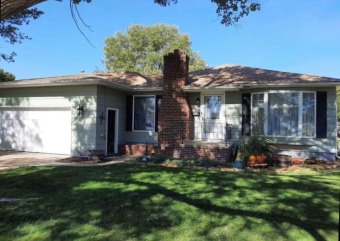 Who's looking for a great property with 3 bedrooms, 2 baths on Russell Golf Course in Kansas - for sale on GolfHomes.com, golf home, golf lot