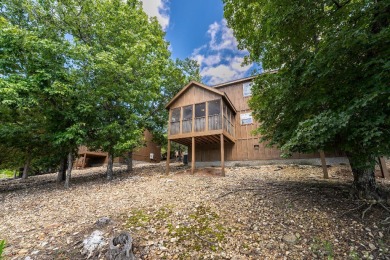 See this beautiful Lakefront Condo in the prestigious and highly on Ledgestone Country Club and Golf Course in Missouri - for sale on GolfHomes.com, golf home, golf lot
