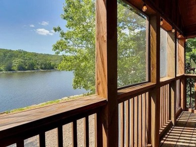 See this beautiful Lakefront Condo in the prestigious and highly on Ledgestone Country Club and Golf Course in Missouri - for sale on GolfHomes.com, golf home, golf lot