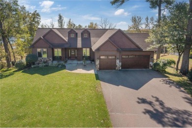 Welcome to this meticulously maintained executive home located on Fairway Shores Executive Golf Course in Minnesota - for sale on GolfHomes.com, golf home, golf lot