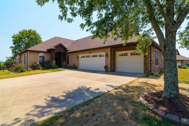 Here's the perfect place to Call Home 25 Mountain View Court in on Ledgestone Country Club and Golf Course in Missouri - for sale on GolfHomes.com, golf home, golf lot