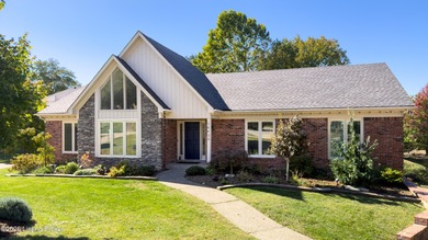 Welcome Home to 14400 Maple Ridge Place in Lake Forest!
This on Lake Forest Country Club in Kentucky - for sale on GolfHomes.com, golf home, golf lot