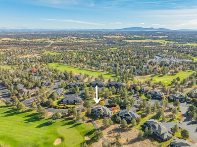 This stunning end-unit townhome overlooks the 8th Green at the on Eagle Crest Golf Resort - Resort Course in Oregon - for sale on GolfHomes.com, golf home, golf lot