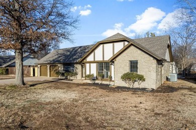 Seller offering $1,500 credit towards rate buydown or closing on Heritage Hills Golf Course in Oklahoma - for sale on GolfHomes.com, golf home, golf lot