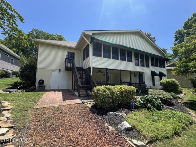 Elegant Golf Course Living in Tellico Village.

East on Toqua Golf Course - Loudon County in Tennessee - for sale on GolfHomes.com, golf home, golf lot