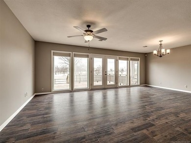 RARE QUAIL RIDGE IV GEM! INSTANT EQUITY!! Stunning home situated on Adams Municipal Golf Course in Oklahoma - for sale on GolfHomes.com, golf home, golf lot