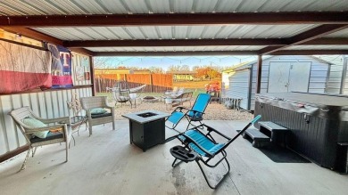 This charming 2-bedroom, 2-bathroom, 1,100 SF barndominium is on Links At Lands End in Texas - for sale on GolfHomes.com, golf home, golf lot