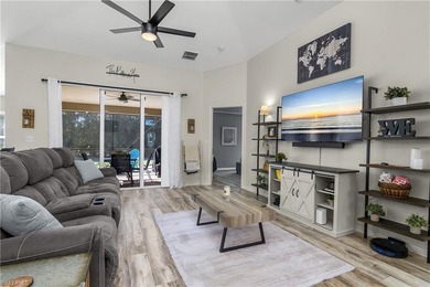 Affordable living in a GOLF community--the PERFECT combination! on Stoneybrook Golf Club in Florida - for sale on GolfHomes.com, golf home, golf lot