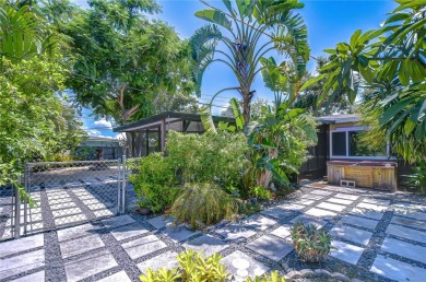 Charming Mid-Century Home on a Spacious Corner Lot in Pasadena on Pasadena Yacht and Country Club in Florida - for sale on GolfHomes.com, golf home, golf lot