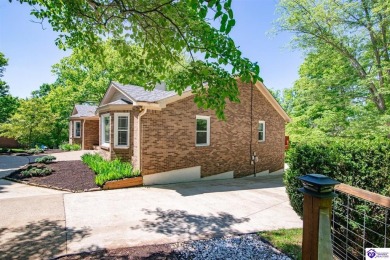 Luxurious Lakefront Retreat in Doe Valley Marketed under on Doe Valley Country Club in Kentucky - for sale on GolfHomes.com, golf home, golf lot