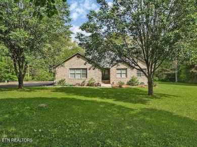 All brick,1969 sq ft 3 bedroom 2 bath on 1.28 acres with a park on Deer Creek Golf Club in Tennessee - for sale on GolfHomes.com, golf home, golf lot