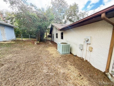 Looking for a home you can personalize and make your own? This on Brentwood Farms Golf Club in Florida - for sale on GolfHomes.com, golf home, golf lot