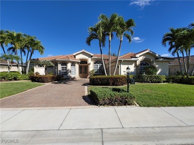 !!What a view!! Introducing a delightful and immaculate on Herons Glen Golf and Country Club in Florida - for sale on GolfHomes.com, golf home, golf lot