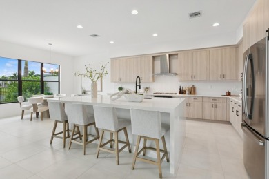 Brand new, never lived in luxury home on the absolute best long on Boca Raton Municipal Golf Course in Florida - for sale on GolfHomes.com, golf home, golf lot