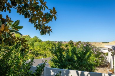 Welcome to the highly desirable Emerald Model home located in on Sun Lakes Country Club in California - for sale on GolfHomes.com, golf home, golf lot