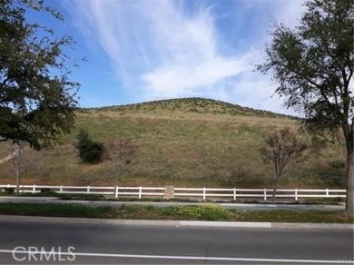 INVESTMENT  POSSIBLE FUTURE HOME SITE. Residential undeveloped on Simi Hills Golf Course in California - for sale on GolfHomes.com, golf home, golf lot