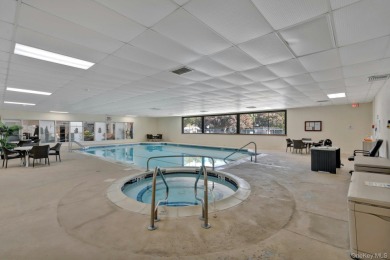 3 BEDROOM 1,5 BATH CONDO IN BLUE RIDGE IN MEDFORD. UPDATED on Blue Ridge Golf Club in New York - for sale on GolfHomes.com, golf home, golf lot